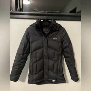 Ladies XS Patagonia Ski Coat